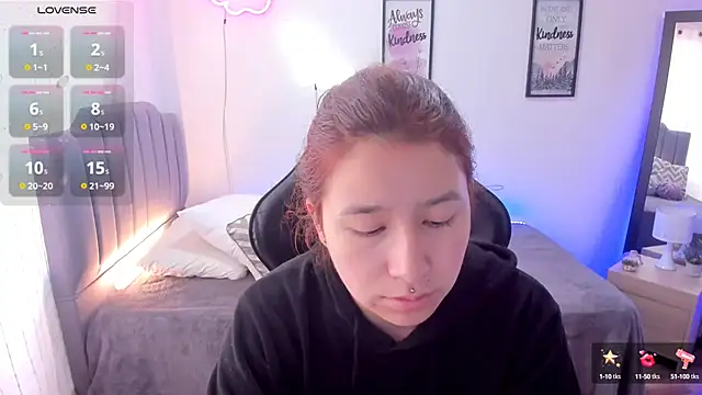 Snapshot of Amy_joones chatting on 02/28/25, 01:36 Amy joones online show from 02/28/25, 01:36