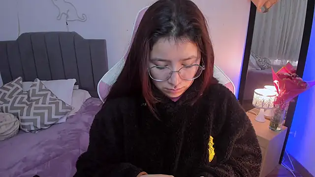 Amy joones online show from 03/31/26, 12:51