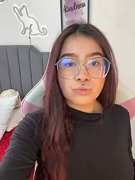 Snapshot of Amy_joones chatting on 02/27/26, 12:27 Amy joones online show from 02/27/26, 12:27