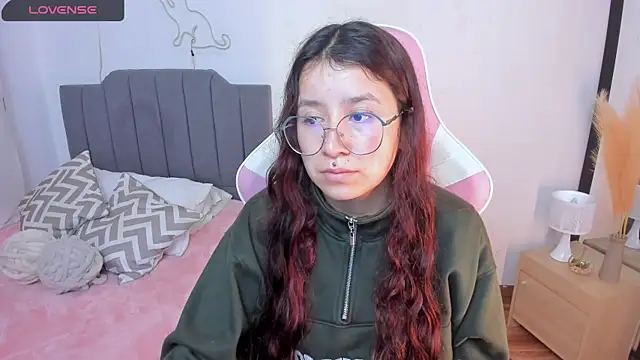 Amy joones online show from 04/15/26, 11:27