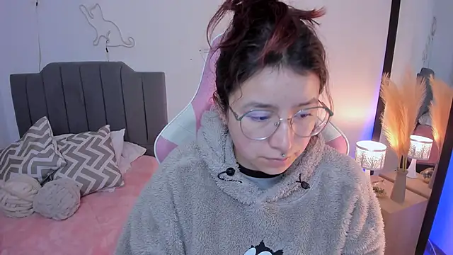 Amy joones online show from 04/09/26, 11:16