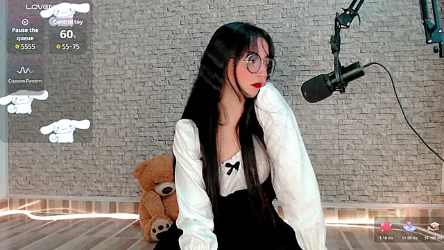 emma unu online show from 06/21/26, 02:39