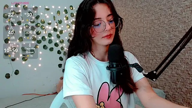 emma unu online show from 01/14/25, 02:50