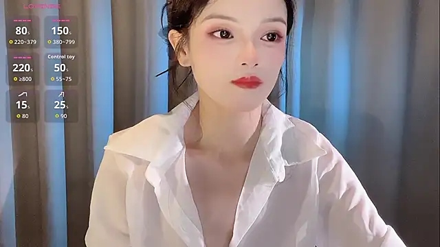 --xixi-- online show from 05/26/26, 04:16