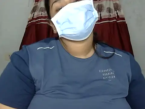 cutelady65 online show from 09/27/25, 04:24