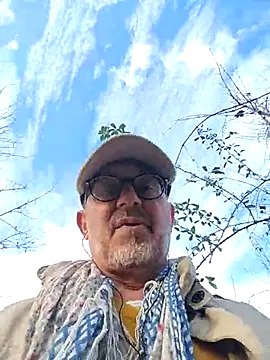 Snapshot of MadProfessor chatting on 03/10/25, 03:41 MadProfessor online show from 03/10/25, 03:41