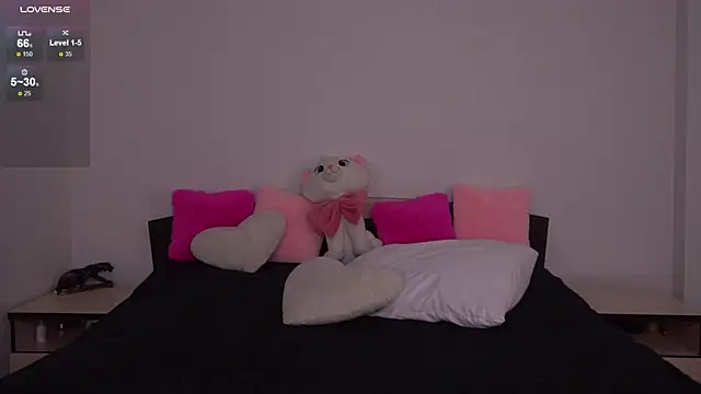 Snapshot of Arielgrace chatting on 04/01/26, 02:36 Arielgrace online show from 04/01/26, 02:36