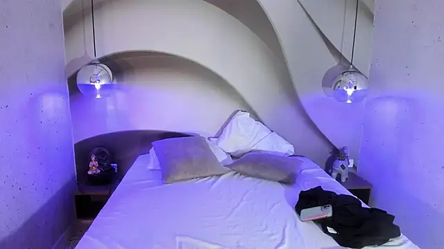 LanaHerondale online show from 03/16/25, 08:54