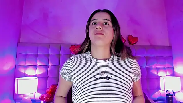 LanaHerondale online show from 02/17/25, 11:44