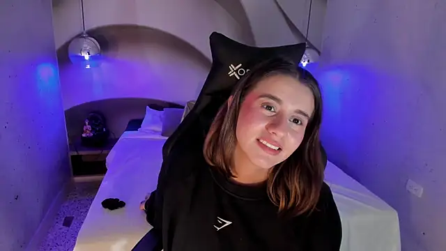 LanaHerondale online show from 03/09/25, 02:54