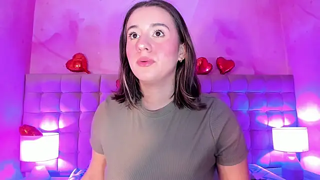 LanaHerondale online show from 02/23/25, 06:28