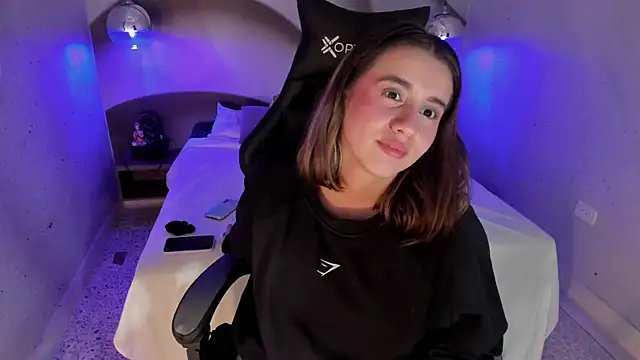 LanaHerondale online show from 03/10/25, 09:01