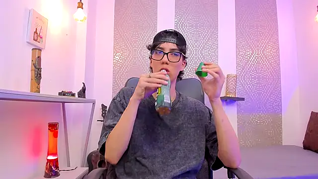 Nikolay Gregori online show from 10/20/25, 04:14