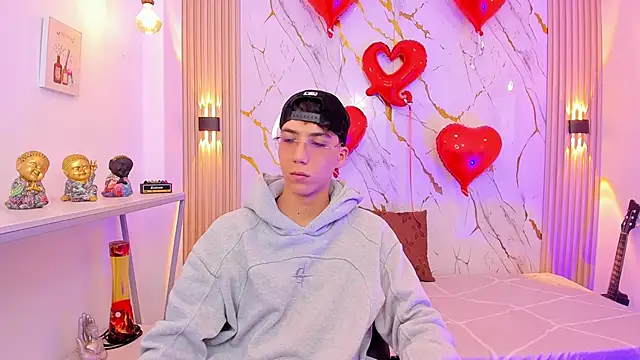 Nikolay Gregori online show from 02/16/26, 04:22