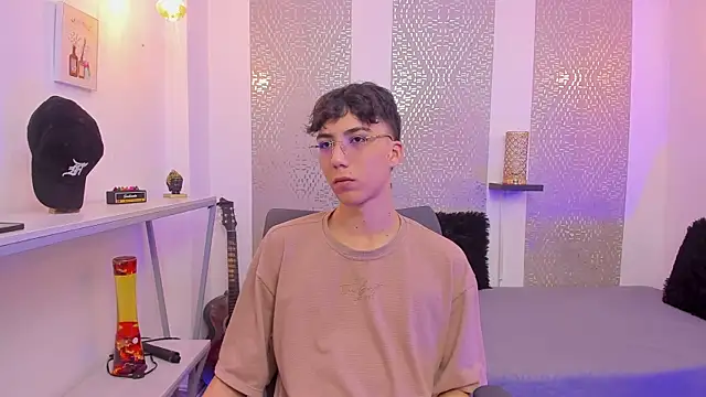 Nikolay Gregori online show from 10/30/25, 04:11