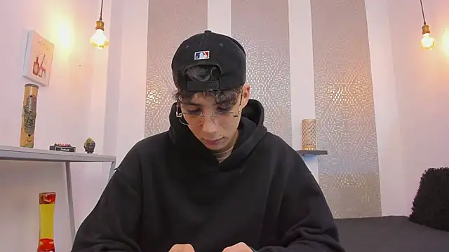 Nikolay Gregori online show from 11/03/25, 04:17