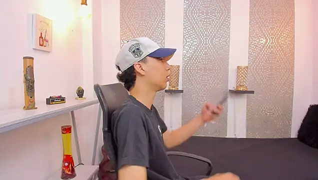 Nikolay Gregori online show from 11/20/25, 04:35