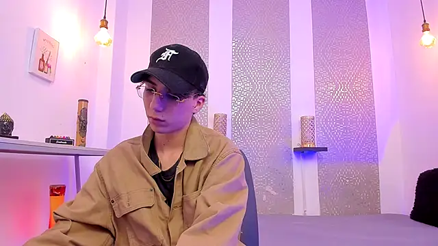 Nikolay Gregori online show from 12/02/25, 04:14