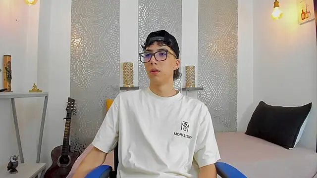 Nikolay Gregori online show from 03/20/25, 04:18