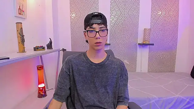 Nikolay Gregori online show from 09/30/25, 04:18