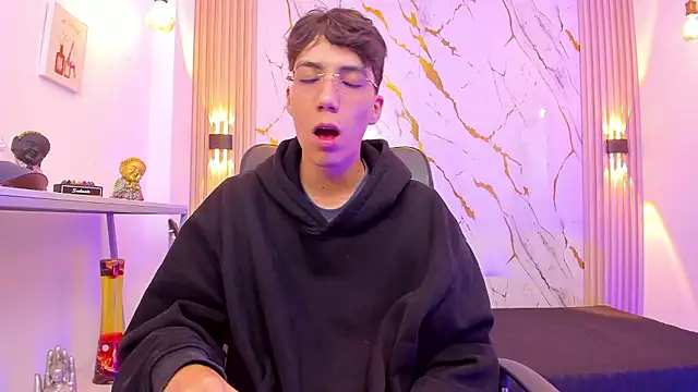 Nikolay Gregori online show from 01/12/26, 03:57