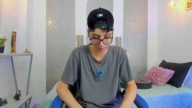 Nikolay Gregori online show from 03/18/25, 07:01