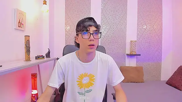 Nikolay Gregori online show from 10/16/25, 04:21