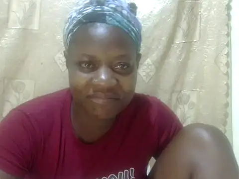 Snapshot of teresita_02 chatting on 11/09/25, 04:00 teresita 02 online show from 11/09/25, 04:00