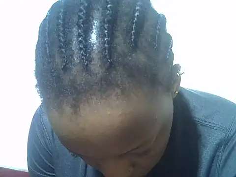 Snapshot of miss_tash chatting on 02/25/26, 10:42 miss tash online show from 02/25/26, 10:42