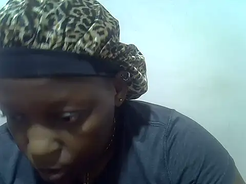 miss tash online show from 12/14/25, 08:03