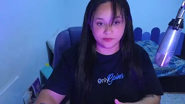 Luciernaga18 online show from 06/30/26, 02:22