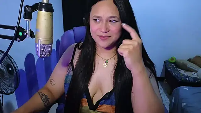 Luciernaga18 online show from 12/01/25, 11:16