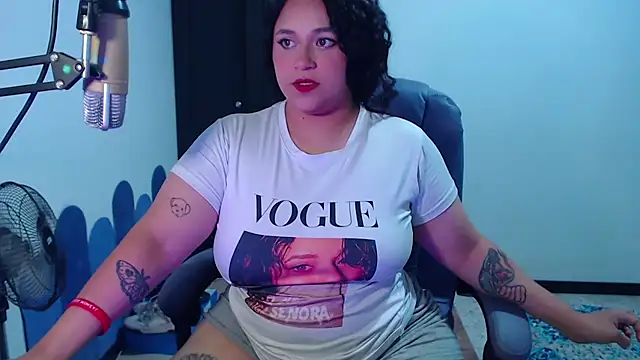 Luciernaga18 online show from 10/06/25, 01:29