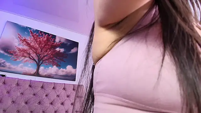 Snapshot of Julianaa_Castro_ chatting on 09/19/25, 11:36 Julianaa Castro online show from 09/19/25, 11:36