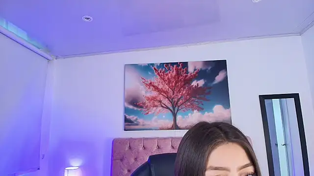 Julianaa Castro  online show from 03/19/26, 11:43