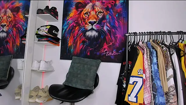 Snapshot of Pantera_black_21 chatting on 12/05/25, 04:22 Pantera black 21 online show from 12/05/25, 04:22