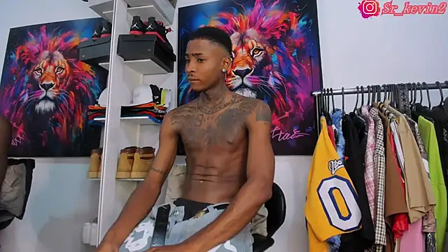 Snapshot of Pantera_black_21 chatting on 11/02/25, 12:04 Pantera black 21 online show from 11/02/25, 12:04