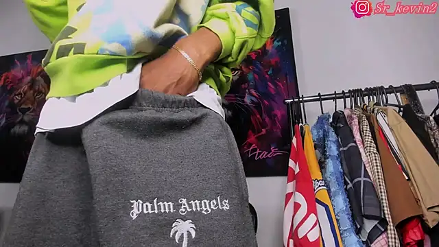 Snapshot of Pantera_black_21 chatting on 10/31/25, 09:06 Pantera black 21 online show from 10/31/25, 09:06