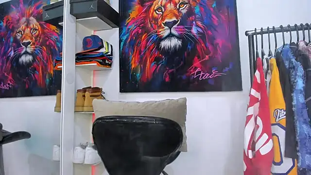 Snapshot of Pantera_black_21 chatting on 10/19/25, 10:56 Pantera black 21 online show from 10/19/25, 10:56