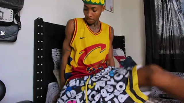 Snapshot of Pantera_black_21 chatting on 11/08/25, 06:11 Pantera black 21 online show from 11/08/25, 06:11