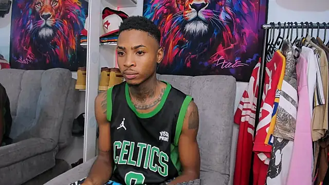 Snapshot of Pantera_black_21 chatting on 01/12/26, 01:23 Pantera black 21 online show from 01/12/26, 01:23