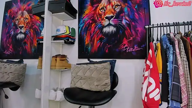 Snapshot of Pantera_black_21 chatting on 10/30/25, 09:40 Pantera black 21 online show from 10/30/25, 09:40