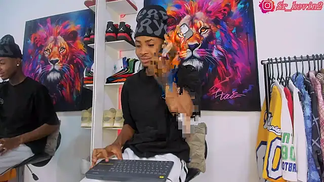 Snapshot of Pantera_black_21 chatting on 11/07/25, 08:52 Pantera black 21 online show from 11/07/25, 08:52