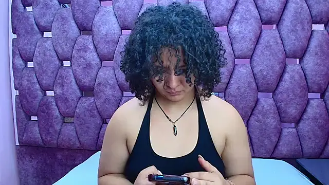 Snapshot of AlaSmith chatting on 02/24/26, 02:23 AlaSmith online show from 02/24/26, 02:23