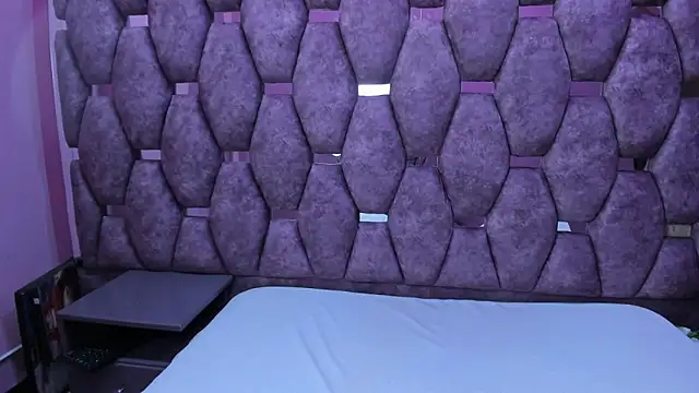 AlaSmith online show from 11/30/25, 02:12