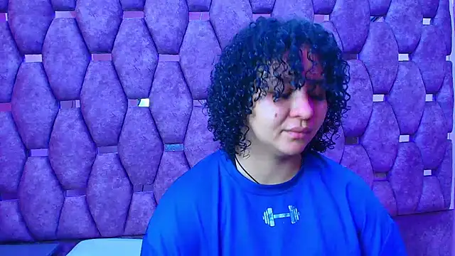 Snapshot of AlaSmith chatting on 02/03/26, 01:38 AlaSmith online show from 02/03/26, 01:38