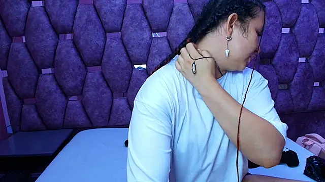 Snapshot of AlaSmith chatting on 01/11/26, 01:34 AlaSmith online show from 01/11/26, 01:34