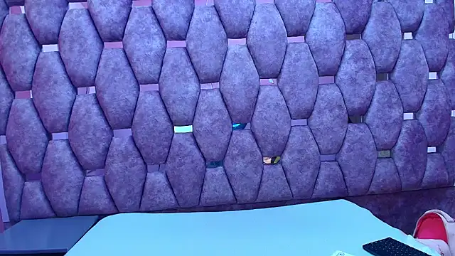 Snapshot of AlaSmith chatting on 02/21/26, 01:51 AlaSmith online show from 02/21/26, 01:51