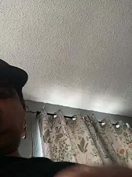 Miguel16i online show from 02/14/25, 04:52