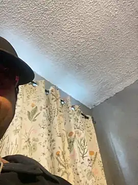 Miguel16i online show from 03/19/25, 03:51